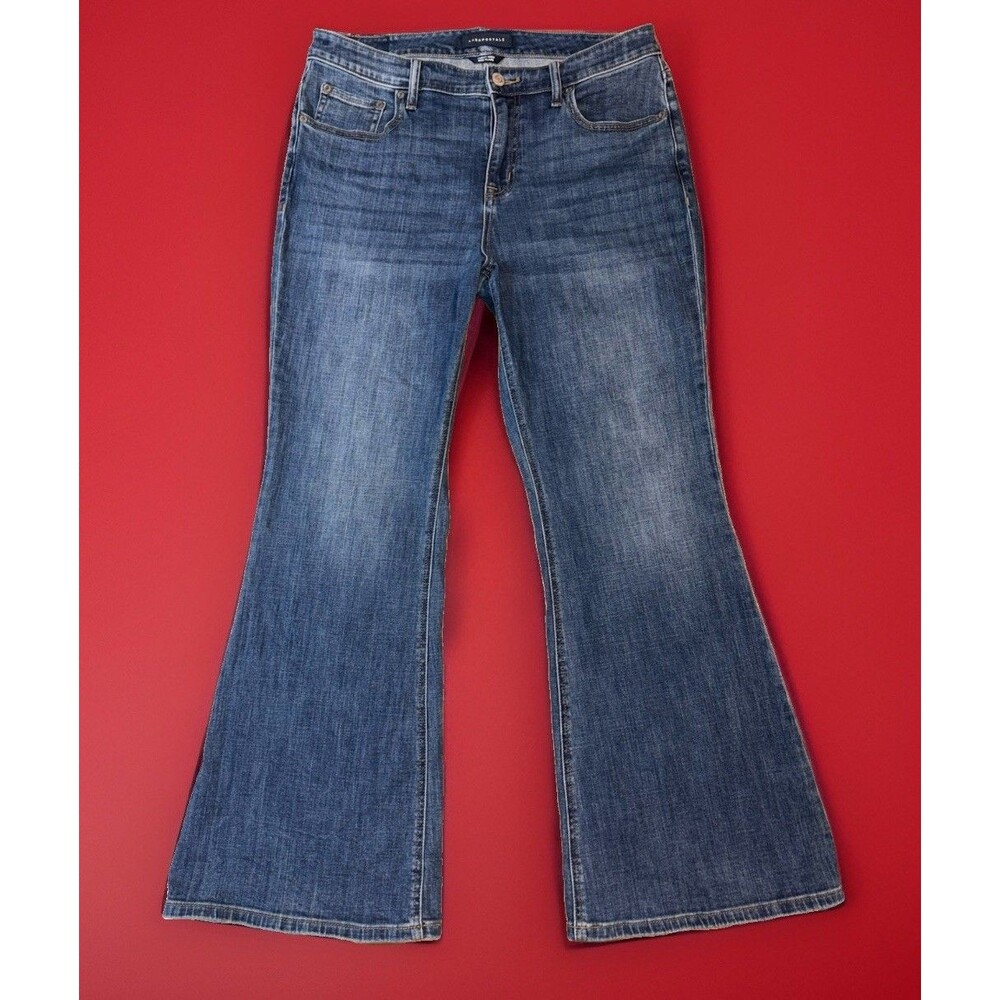 Aéropostale Curvy High-Rise Flare Jeans Medium Wash Denim